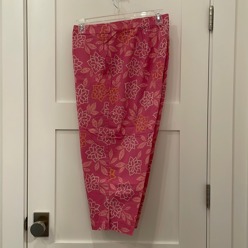 20W Sigrid Olsen Sport Cropped Pink Floral Cotton Pants (2% spandex)